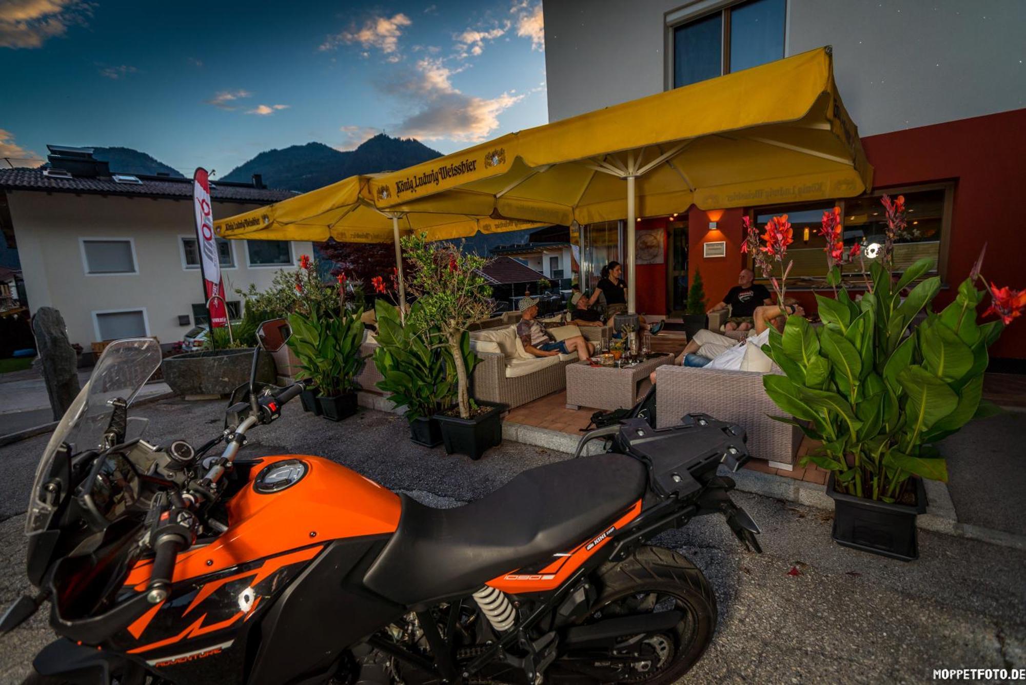 Das Sonnleiten Ski- Und Motorradhotel Bruck Im Zillertal Bruck am Ziller Exterior foto